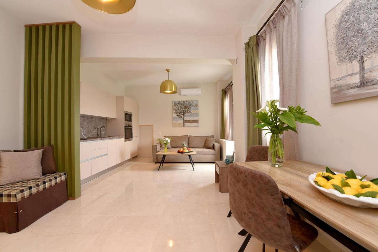 Syrene Luxury Apartment