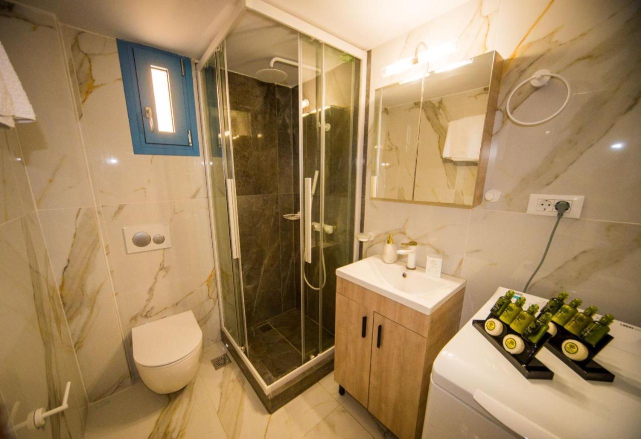 Syrene Luxury